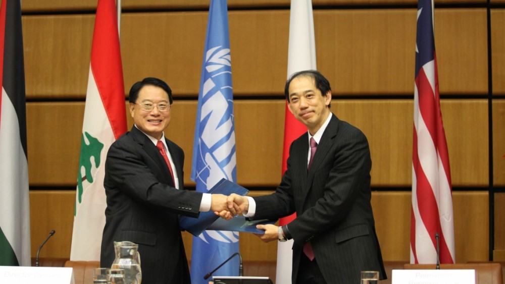 UNIDO's Mr. Li Yong and Ambassador Kitano (right)<small>© UNIDO</small>