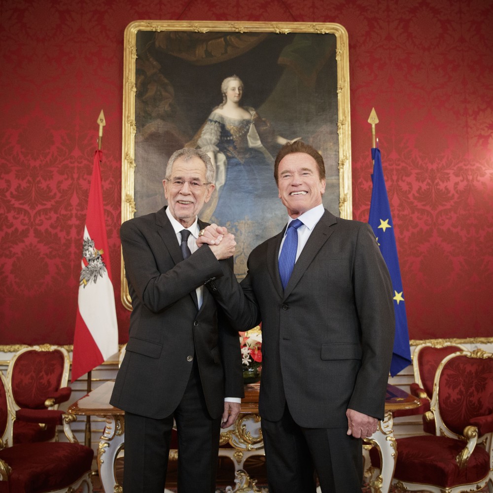 Conversation with Schwarzenegger in the Presidential Chancellery<small>© www.bundespraesident.at / Peter Lechner / HBF</small>