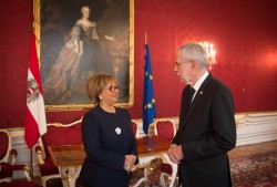 Teodolinda Rosa Rodrigues Coelho, Ambassador of Angola<small>© www.bundespraesident.at / Carina Karlovits / HBF</small>