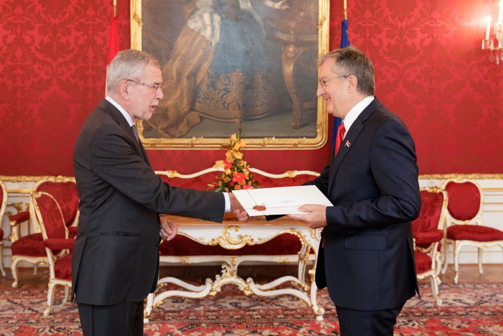 Ambassador of Serbia to Austria: H.E. Mr. Nebojša Rodic<small>© www.bundespraesident.at / Peter Lechner / HBF</small>