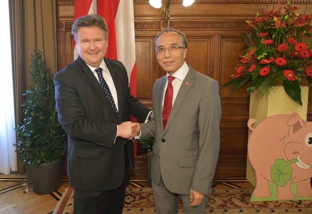 Chinese New Year in Vienna - Mayor Ludwig and H.E. Li Xiaosi<small>© Magistrat der Stadt Wien / C.Jobst/PID</small>