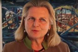 Karin Kneissl at the International Mine Action Day.<small>© BMEIA / Flickr Attribution 2.0 Generic (CC BY 2.0)</small>