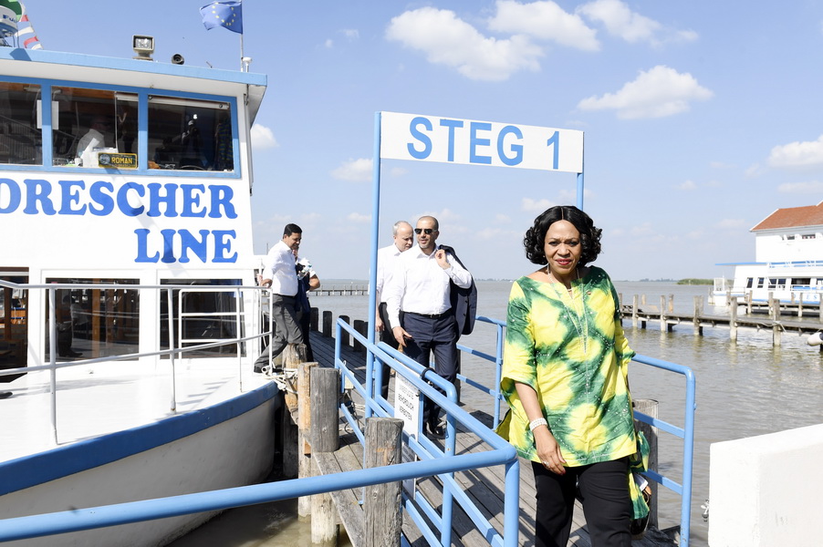 Diplomatic Excursion 2019 to Lake Neusiedl<small>© BMEIA / Mahmoud / Flickr Attribution 2.0 Generic (CC BY 2.0)</small>