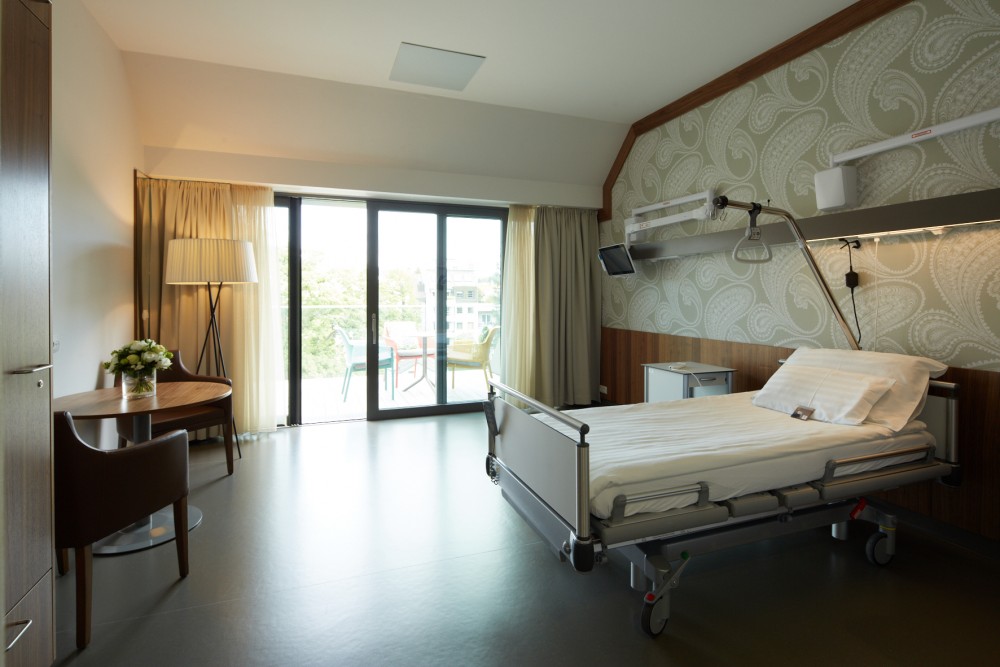 Rudolfinerhaus Private Hospital - Patients' Bedroom<small>© Rudolfinerhaus Privatklinik GmbH</small>