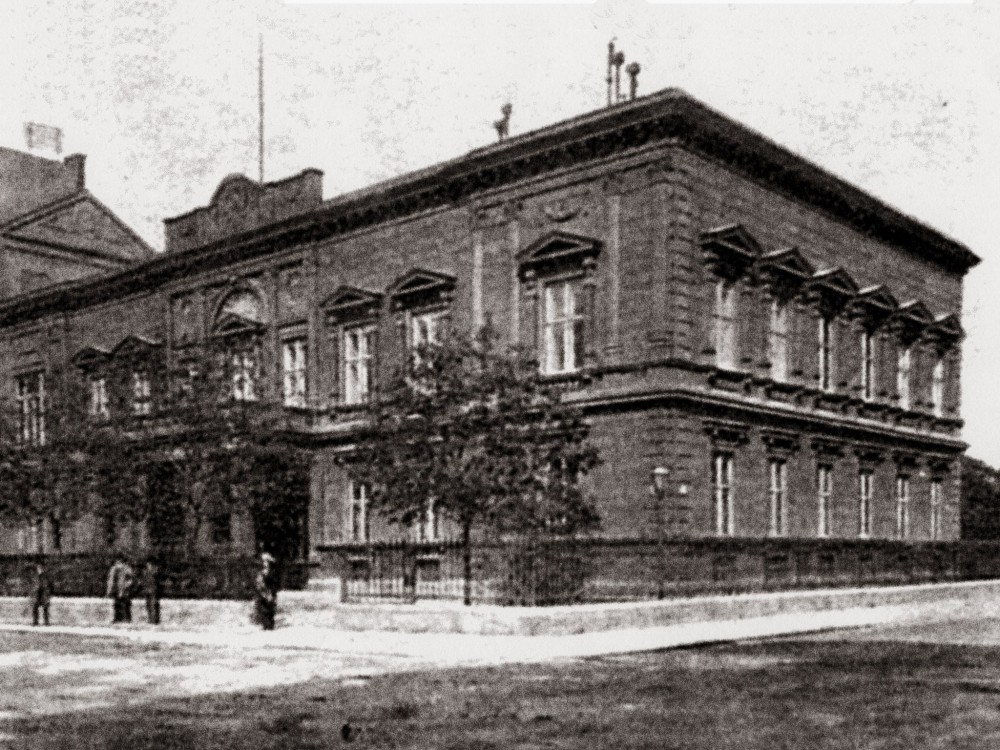 Embassy of Russia in Vienna at the end of the 19th century.<small>© Wikimedia Commons / www.rusemb.at [Public Domain]</small>