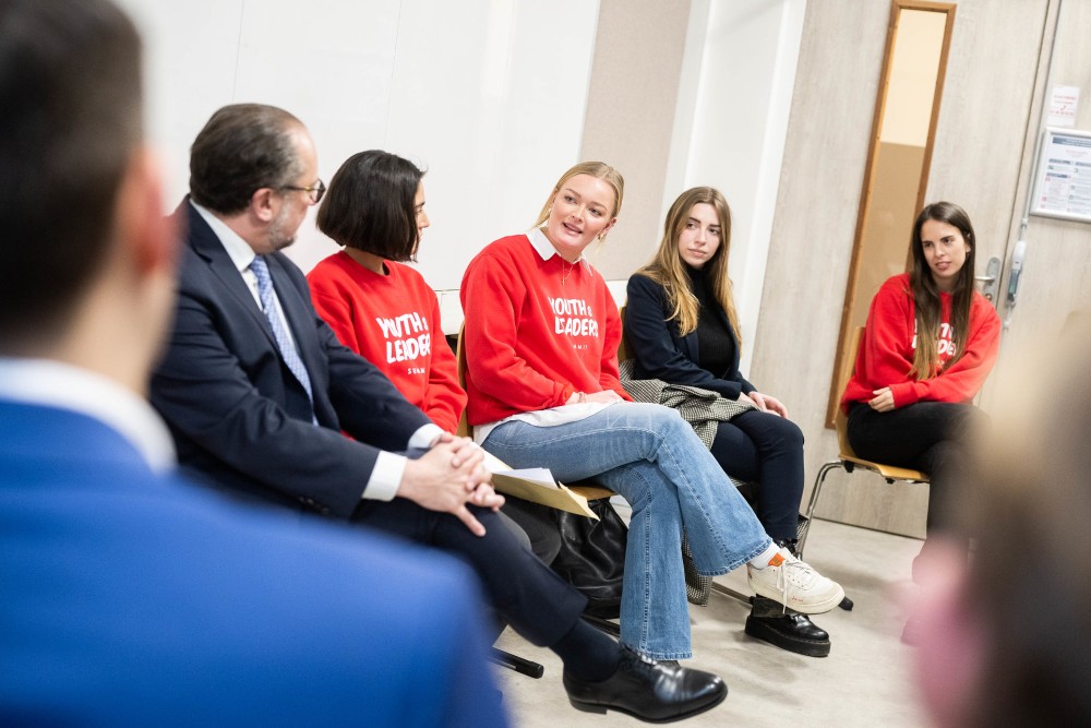 Schallenberg at a break-out session at Sciences Po Paris.<small>© BMEIA/ Gruber/ Flickr Attribution 2.0 Generic (CC BY 2.0)</small>