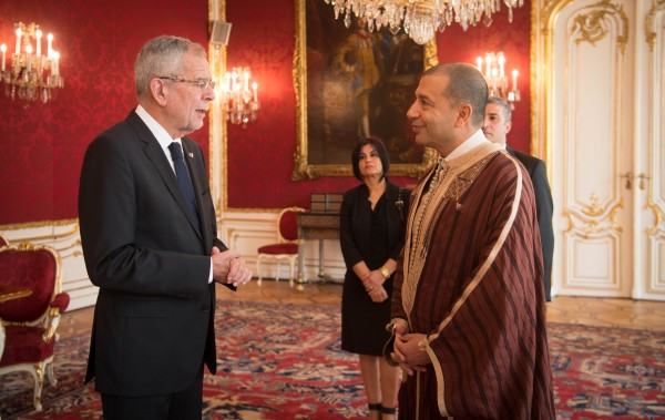 New Ambassador of the Republic of Tunisia to Austria Mohamed Mezghani presenting Letter of Credence to Austrian Federal President Alexander Van der Bellen at the Imperial Palace in Vienna<small>© www.bundespraesident.at / Carina Karlovits / HBF</small>